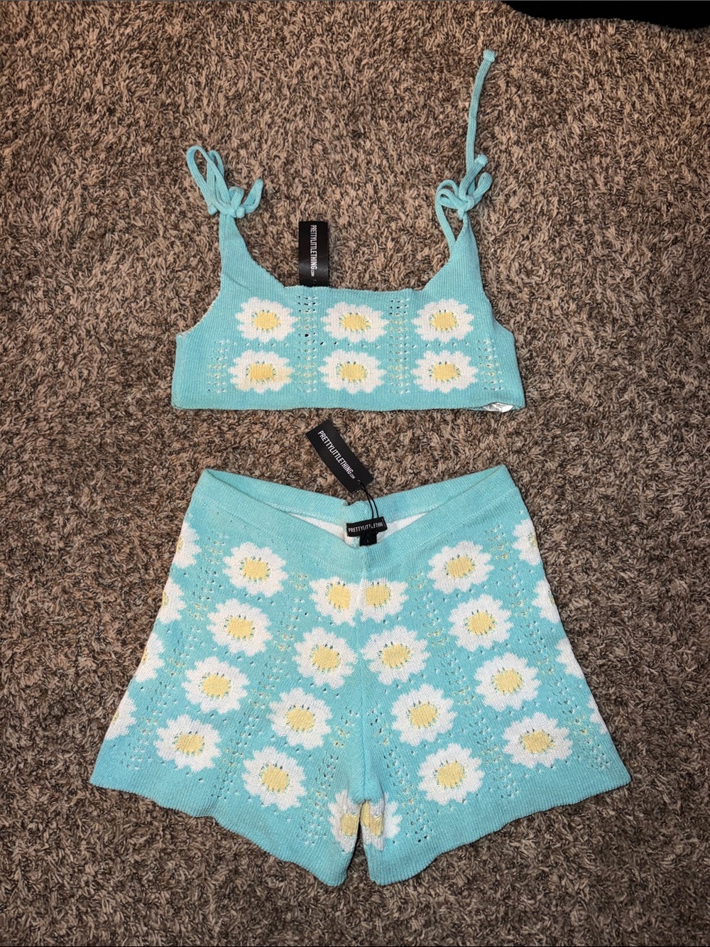 PrettyLittleThing Aqua Daisy Knit Crop Top & High Waist Shorts Set